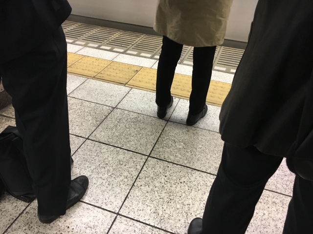 中高校生が痴漢や盗撮被害にあったらどうする？被害届と痴漢防止策 All Ok